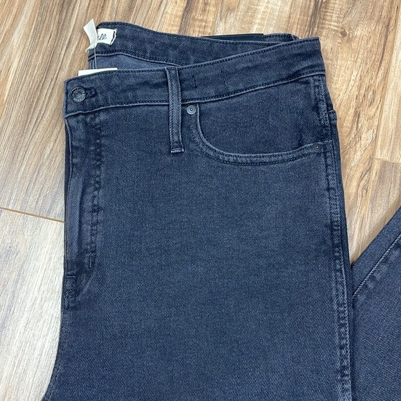 Madewell 10” High-Rise Skinny Jeans in Starkey Wash, Size 35 - Picture 9 of 17